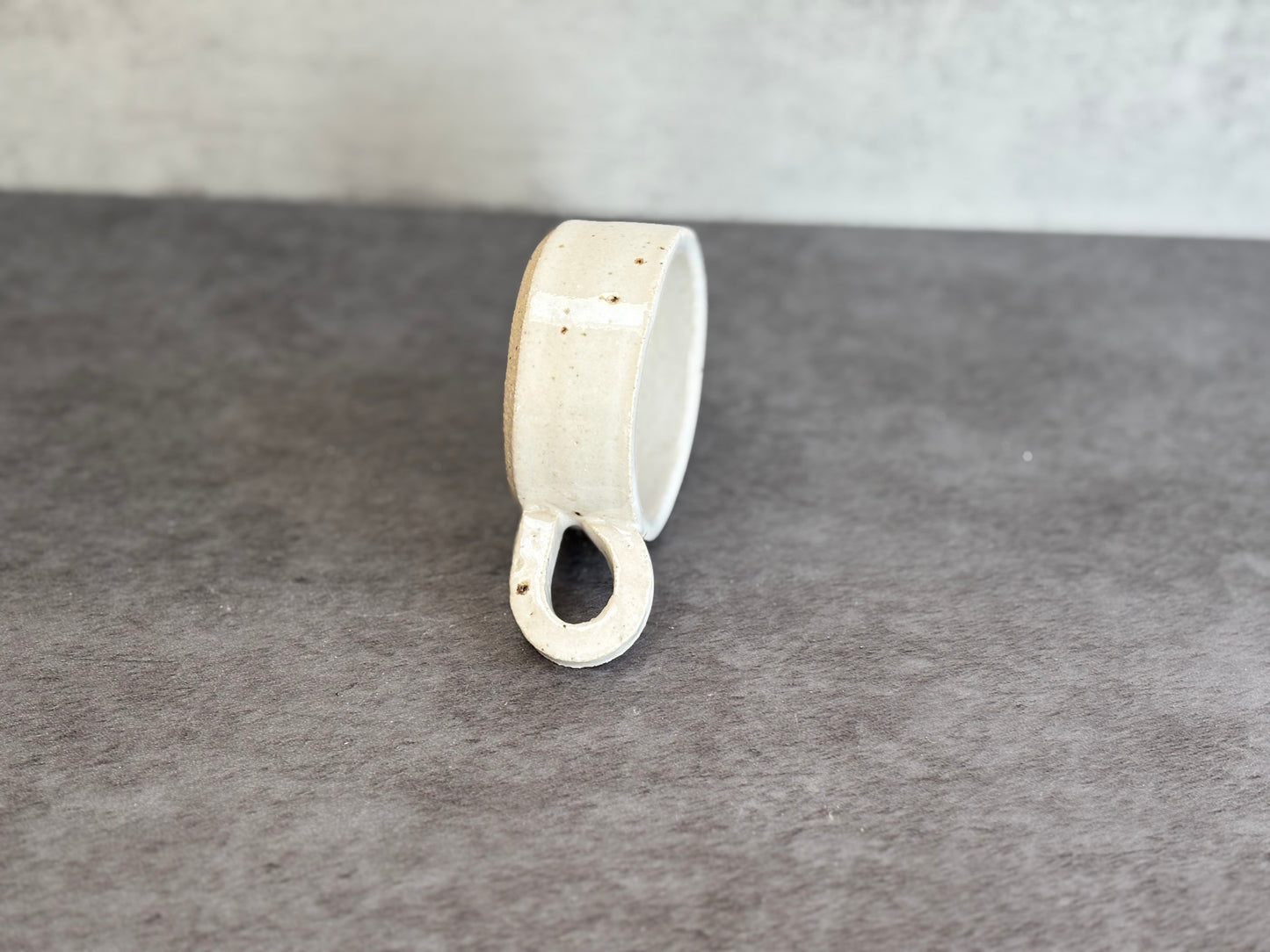 Tea light holder - white