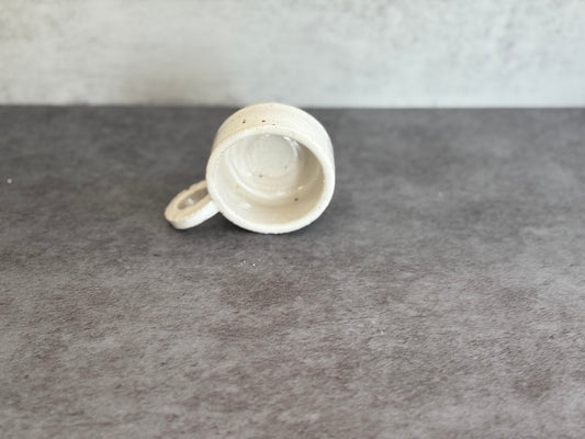 Tea light holder - white